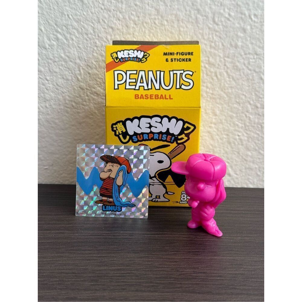 Super7 Peanuts Baseball Keshi Linus Mini Figure & Sticker (Pink)